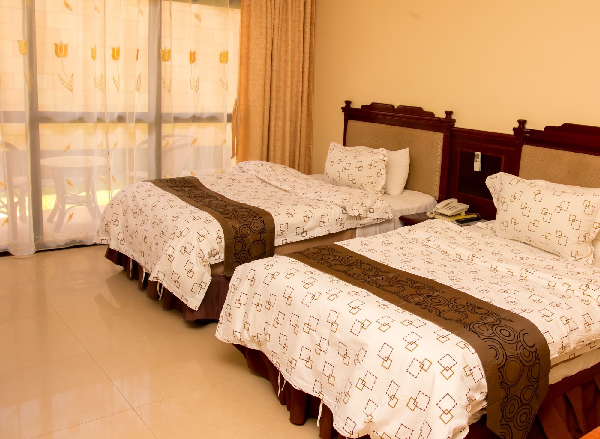 Mika Hotel Kabulonga Лусака Экстерьер фото