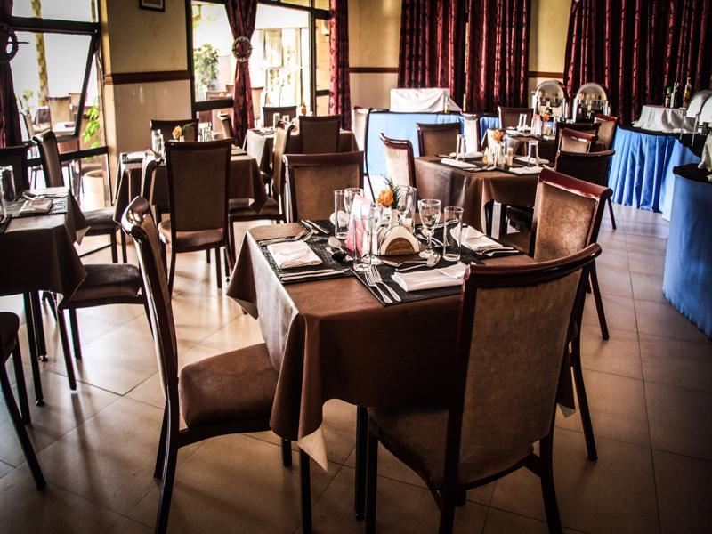 Mika Hotel Kabulonga Лусака Экстерьер фото